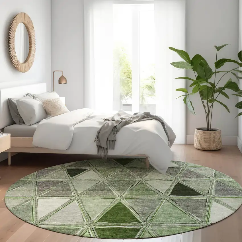 8' Green And Fern Green Round Geometric Washable Indoor Outdoor Area Rug Photo 9