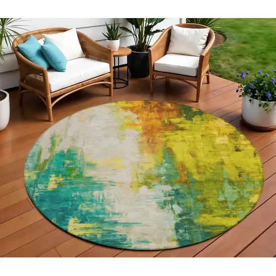 8' Green And Gold Round Abstract Washable Indoor Outdoor Area Rug Photo 2