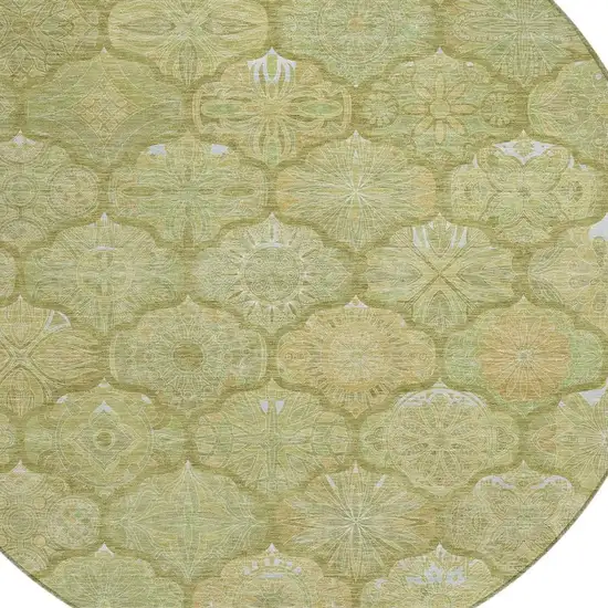 8' Green And Gold Round Ogee Washable Indoor Outdoor Area Rug Photo 9