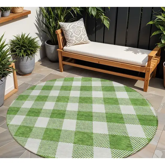 8' Green And Gray Round Plaid Washable Indoor Outdoor Area Rug Photo 1
