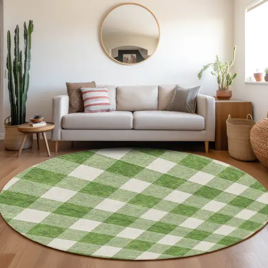 8' Green And Gray Round Plaid Washable Indoor Outdoor Area Rug Photo 7