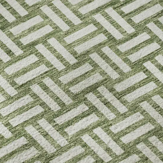 8' Green And Ivory Abstract Geometric Washable Round Rug With UV Protection Photo 8