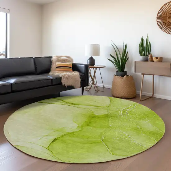 8' Green And Ivory Abstract Washable Round Rug With UV Protection Photo 5