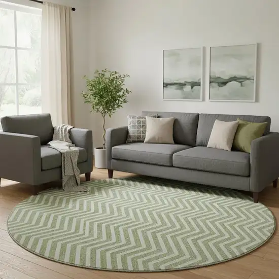 8' Green And Ivory Chevron Washable Round Rug With UV Protection Photo 1