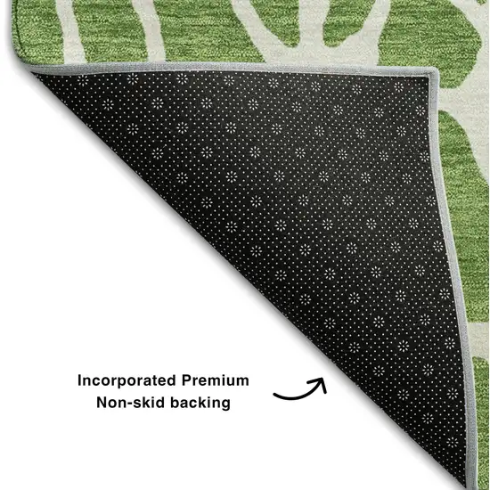 8' Green And Ivory Geometric Washable Round Rug With UV Protection Photo 5
