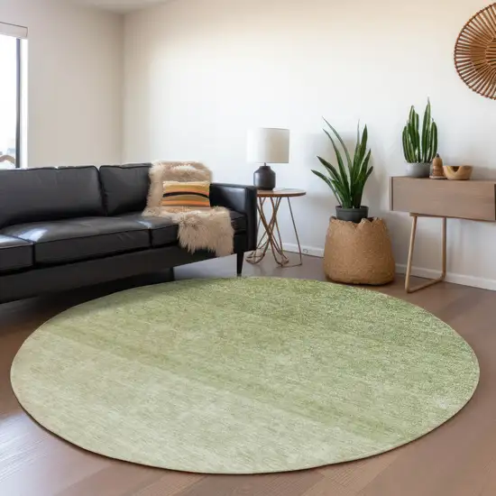 8' Green And Ivory Ombre Washable Round Rug With UV Protection Photo 4