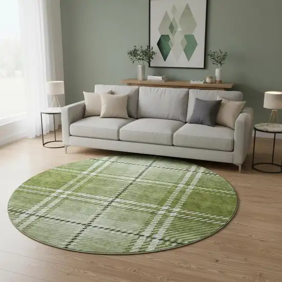8' Green And Ivory Plaid Washable Round Rug With UV Protection Photo 2