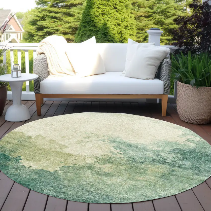 8' Green And Ivory Round Abstract Washable Indoor Outdoor Area Rug Photo 7