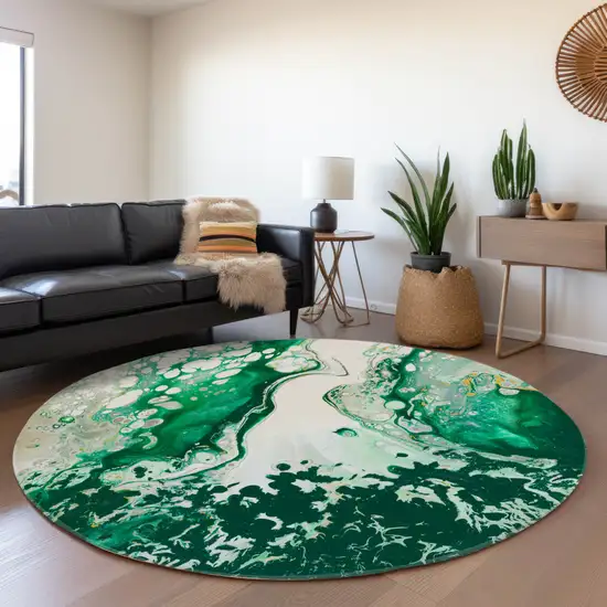 8' Green And Ivory Round Abstract Washable Indoor Outdoor Area Rug Photo 6
