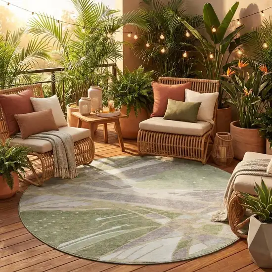 8' Green And Ivory Round Abstract Washable Indoor Outdoor Area Rug Photo 1