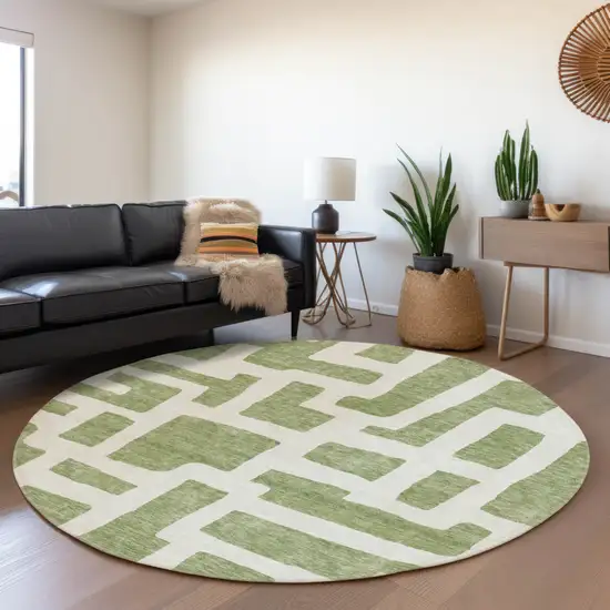 8' Green And Ivory Round Abstract Washable Indoor Outdoor Area Rug Photo 7