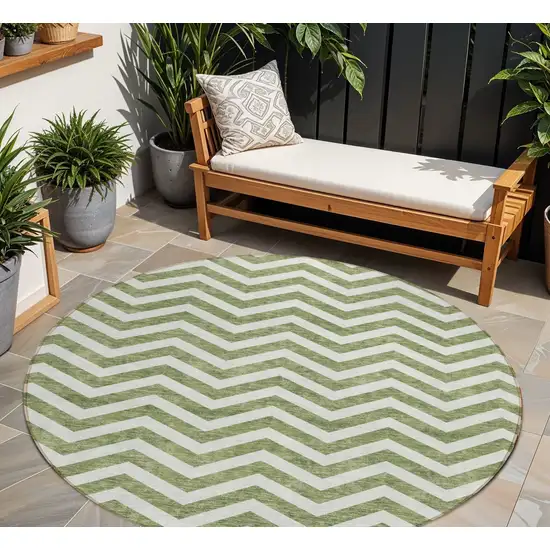8' Green And Ivory Round Chevron Washable Indoor Outdoor Area Rug Photo 1