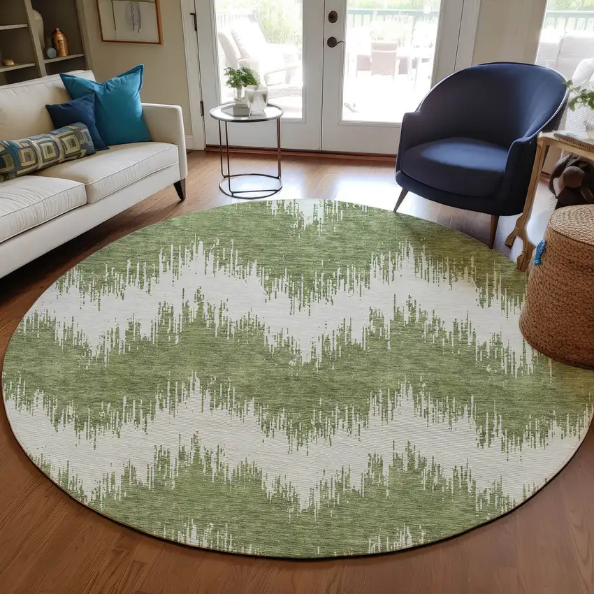 8' Green And Ivory Round Chevron Washable Indoor Outdoor Area Rug Photo 7
