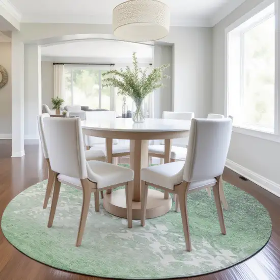 8' Green And Ivory Round Damask Washable Indoor Outdoor Area Rug Photo 6