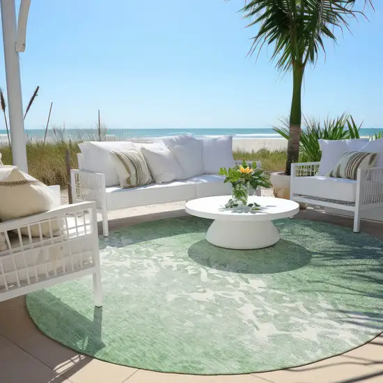 8' Green And Ivory Round Damask Washable Indoor Outdoor Area Rug Photo 5