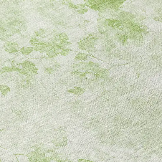 8' Green And Ivory Round Floral Washable Indoor Outdoor Area Rug Photo 8