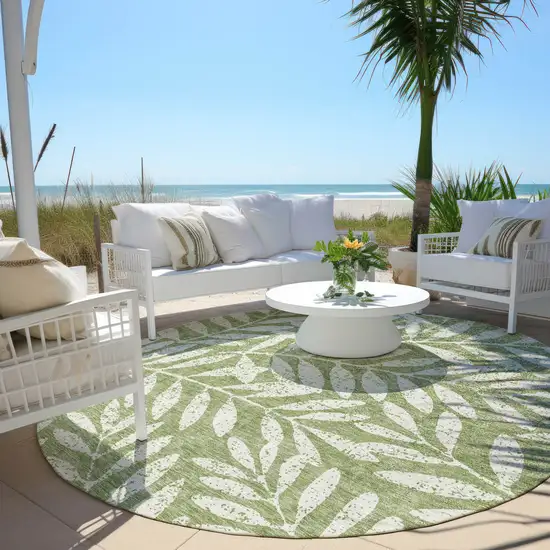 8' Green And Ivory Round Floral Washable Indoor Outdoor Area Rug Photo 6