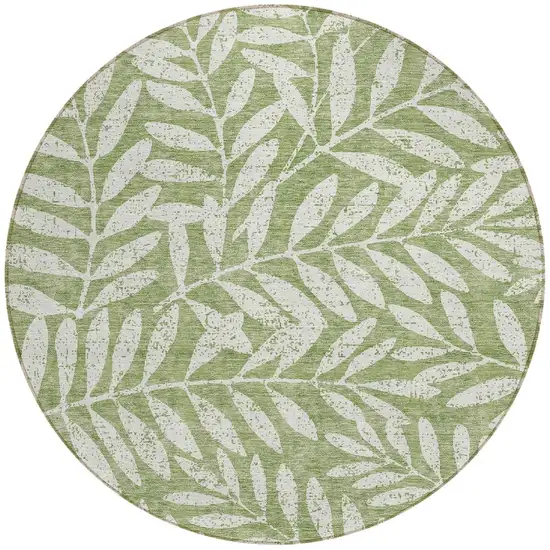 8' Green And Ivory Round Floral Washable Indoor Outdoor Area Rug Photo 5