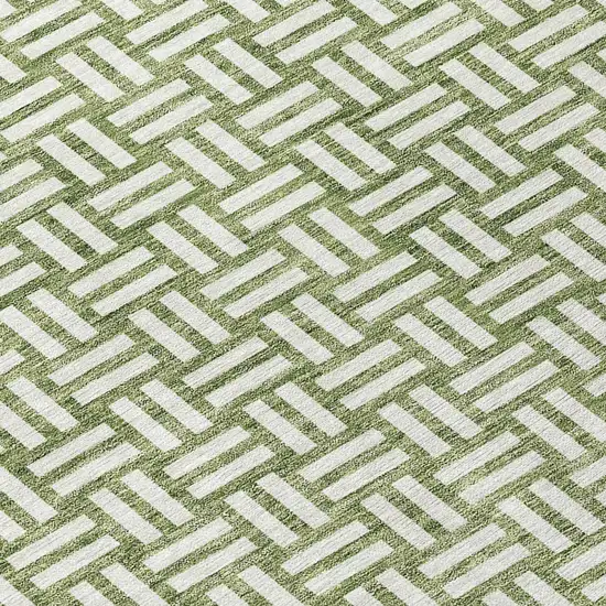 8' Green And Ivory Round Geometric Washable Indoor Outdoor Area Rug Photo 8