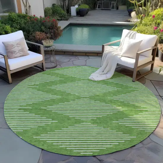 8' Green And Ivory Round Geometric Washable Indoor Outdoor Area Rug Photo 7
