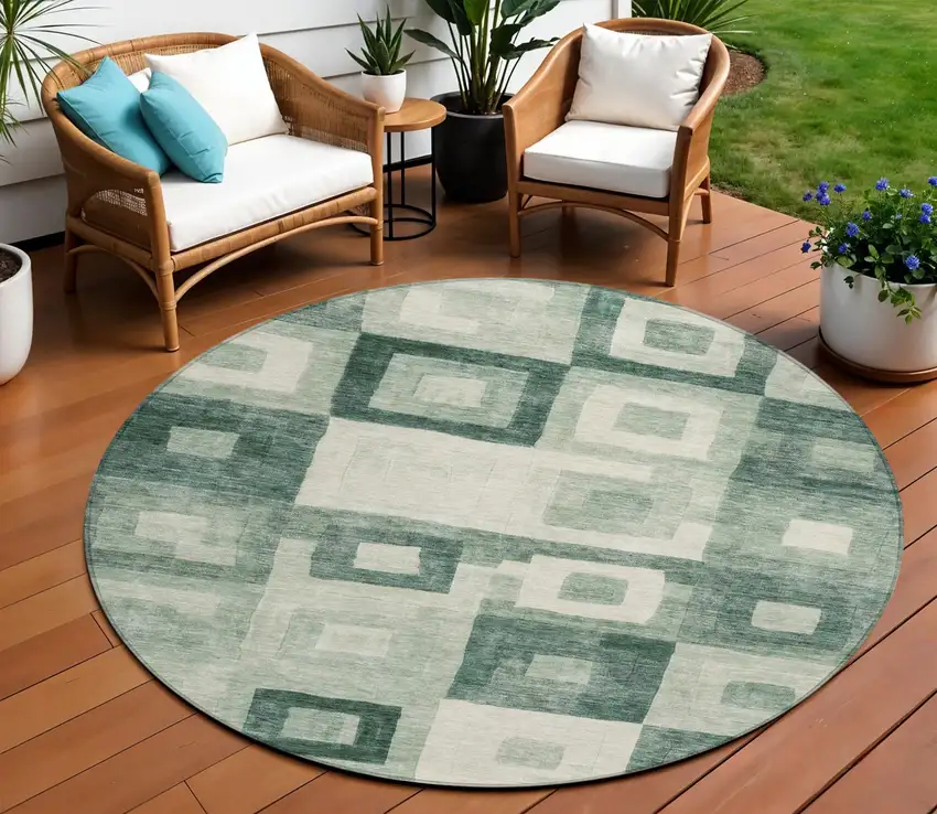8' Green And Ivory Round Geometric Washable Indoor Outdoor Area Rug Photo 1