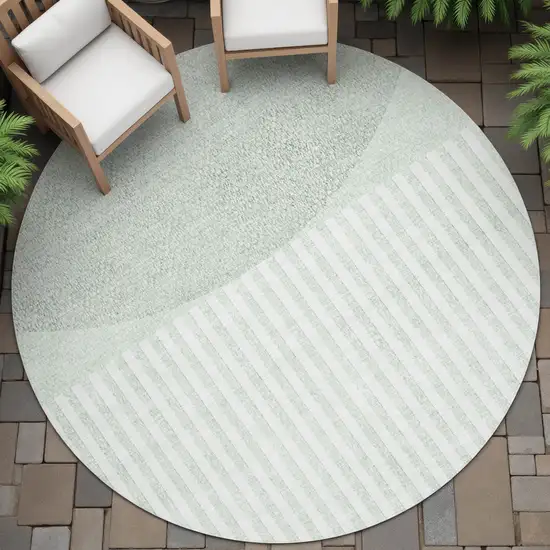 8' Green And Ivory Round Geometric Washable Indoor Outdoor Area Rug Photo 6