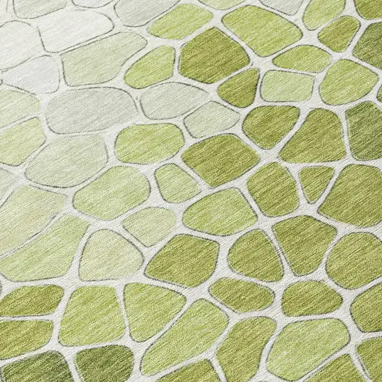 8' Green And Ivory Round Geometric Washable Indoor Outdoor Area Rug Photo 9