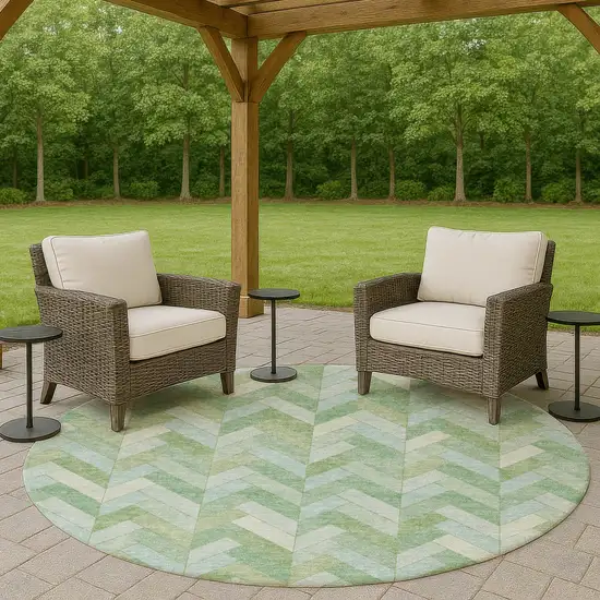 8' Green And Ivory Round Geometric Washable Indoor Outdoor Area Rug Photo 8