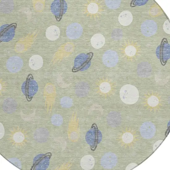 8' Green And Ivory Round Geometric Washable Indoor Outdoor Area Rug Photo 2