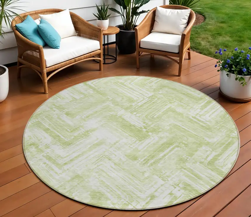 8' Green And Ivory Round Geometric Washable Indoor Outdoor Area Rug Photo 1