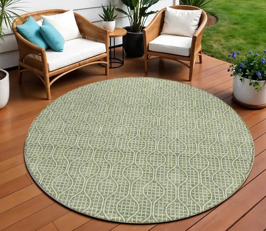 8' Green And Ivory Round Geometric Washable Indoor Outdoor Area Rug Photo 1