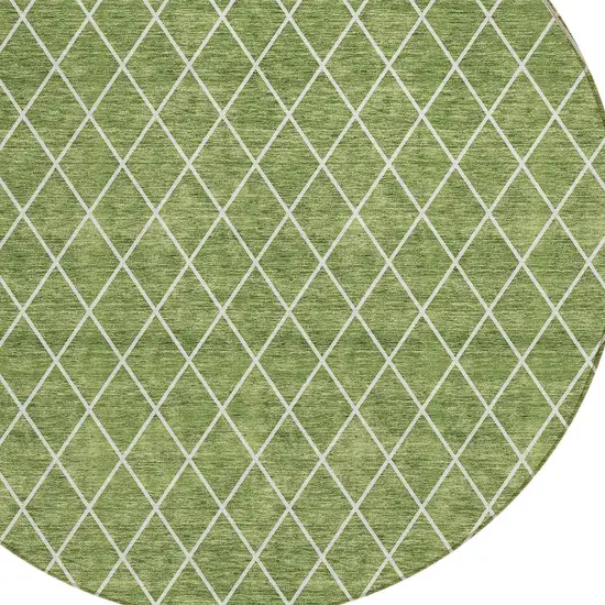 8' Green And Ivory Round Geometric Washable Indoor Outdoor Area Rug Photo 5