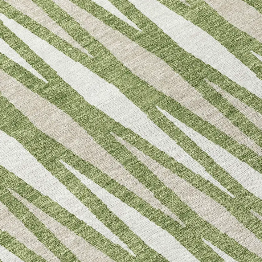 8' Green And Ivory Round Geometric Washable Indoor Outdoor Area Rug Photo 8