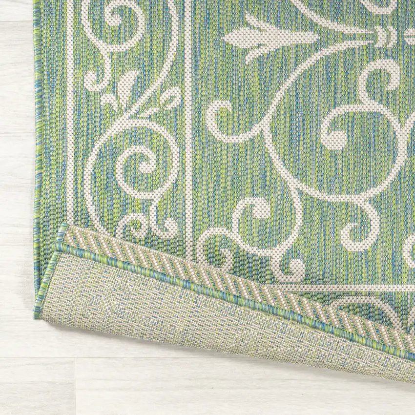 5' Green And Ivory Round Medallion Indoor Outdoor Area Rug Photo 7