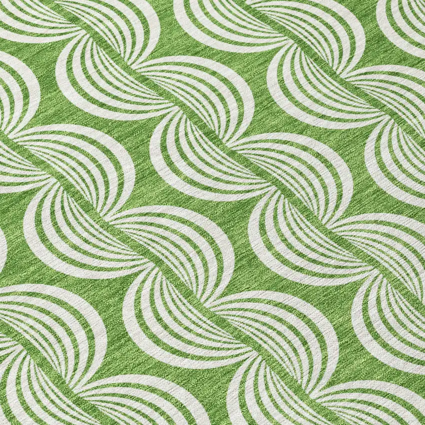 8' Green And Ivory Round Ogee Washable Indoor Outdoor Area Rug Photo 8