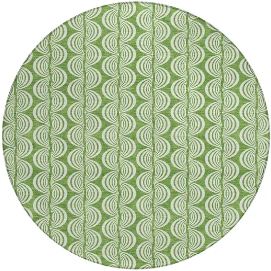 8' Green And Ivory Round Ogee Washable Indoor Outdoor Area Rug Photo 6