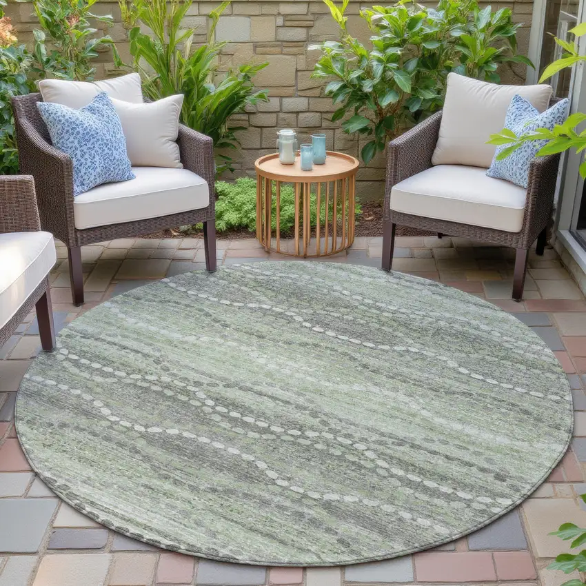 8' Green And Ivory Round Ogee Washable Indoor Outdoor Area Rug Photo 6