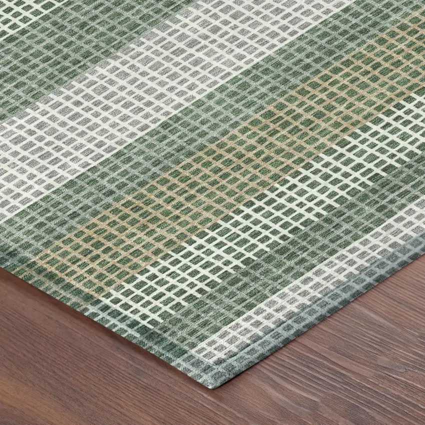 8' Green And Ivory Round Striped Washable Indoor Outdoor Area Rug Photo 5
