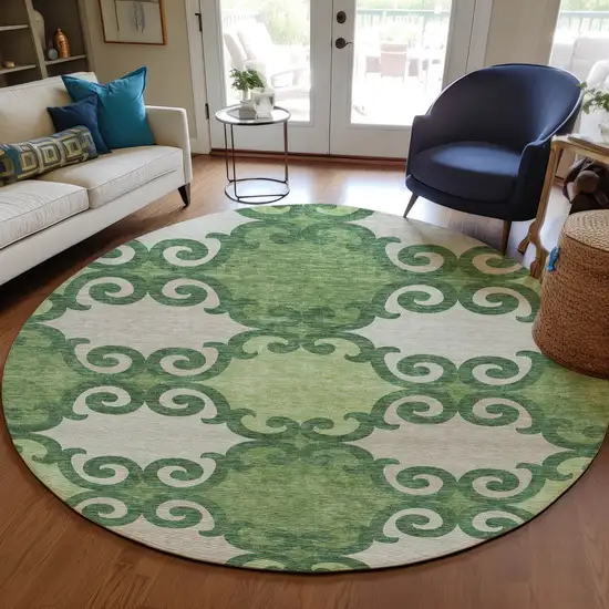 8' Green And Ivory Round Trellis Washable Indoor Outdoor Area Rug Photo 7