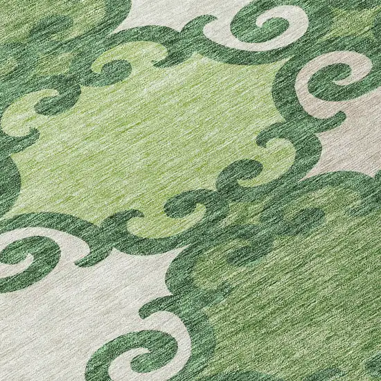 8' Green And Ivory Round Trellis Washable Indoor Outdoor Area Rug Photo 8