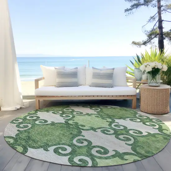 8' Green And Ivory Round Trellis Washable Indoor Outdoor Area Rug Photo 6