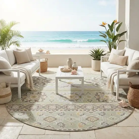 8' Green And Ivory Round Tribal Washable Indoor Outdoor Area Rug Photo 1
