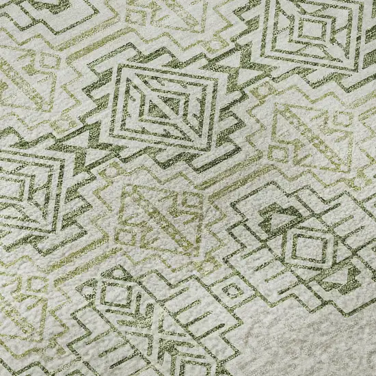 8' Green And Ivory Southwestern Washable Round Rug With UV Protection Photo 8