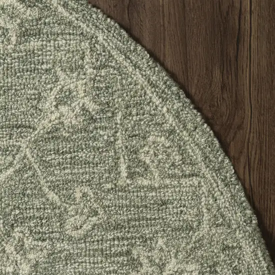 5' Green And Ivory Wool Floral Hand Tufted Round Rug Photo 9