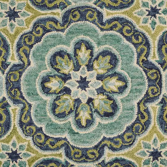 8' Green And Ivory Wool Medallion Hand Tufted Round Rug Photo 8