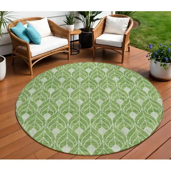 8' Green And Light Green Round Geometric Washable Indoor Outdoor Area Rug Photo 1