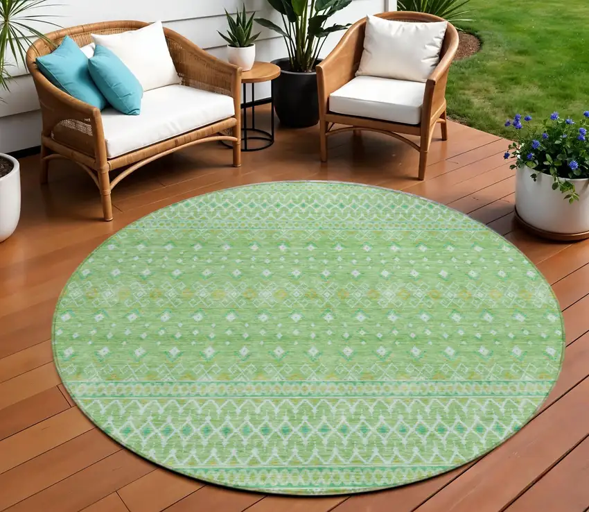 8' Green And Mint Green Round Tribal Washable Indoor Outdoor Area Rug Photo 1