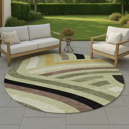 8' Green And Olive Green Round Abstract Washable Indoor Outdoor Area Rug Photo 4