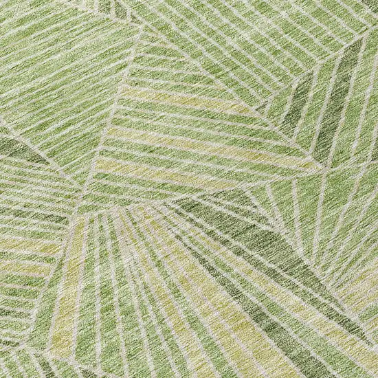 8' Green And Olive Green Round Geometric Washable Indoor Outdoor Area Rug Photo 4