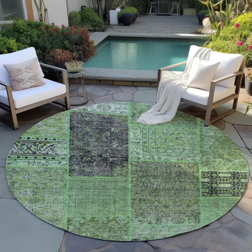8' Green And Olive Green Round Patchwork Washable Indoor Outdoor Area Rug Photo 6